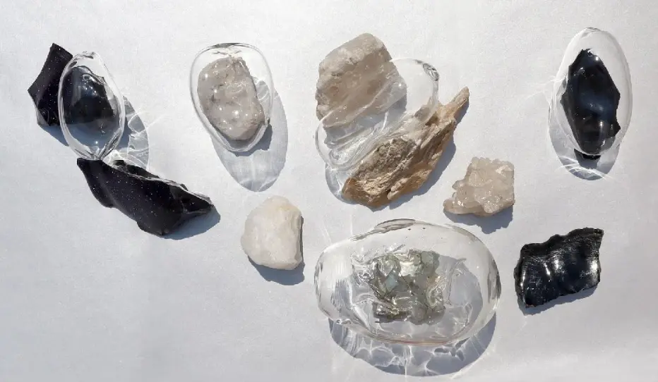 Anthropocene collapse aesthetic — minerals and blown glass sculptures, contemporary art